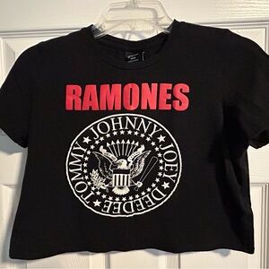 Ramones Hey Ho Let's Go official Ramones 1234‎ label crop top vintage  Size M
